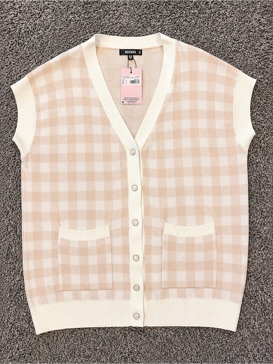 Missguided Sweaters - Sweater Vest Check Knit Cardigan Vest - Cream & Beige NWT Missguided Size 8/M